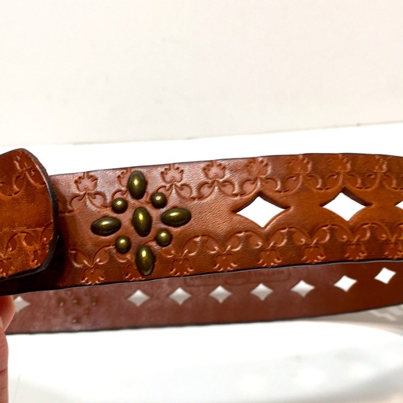 FOSSIL leather laser cut studded belt S warm brown - Picture 4 of 14